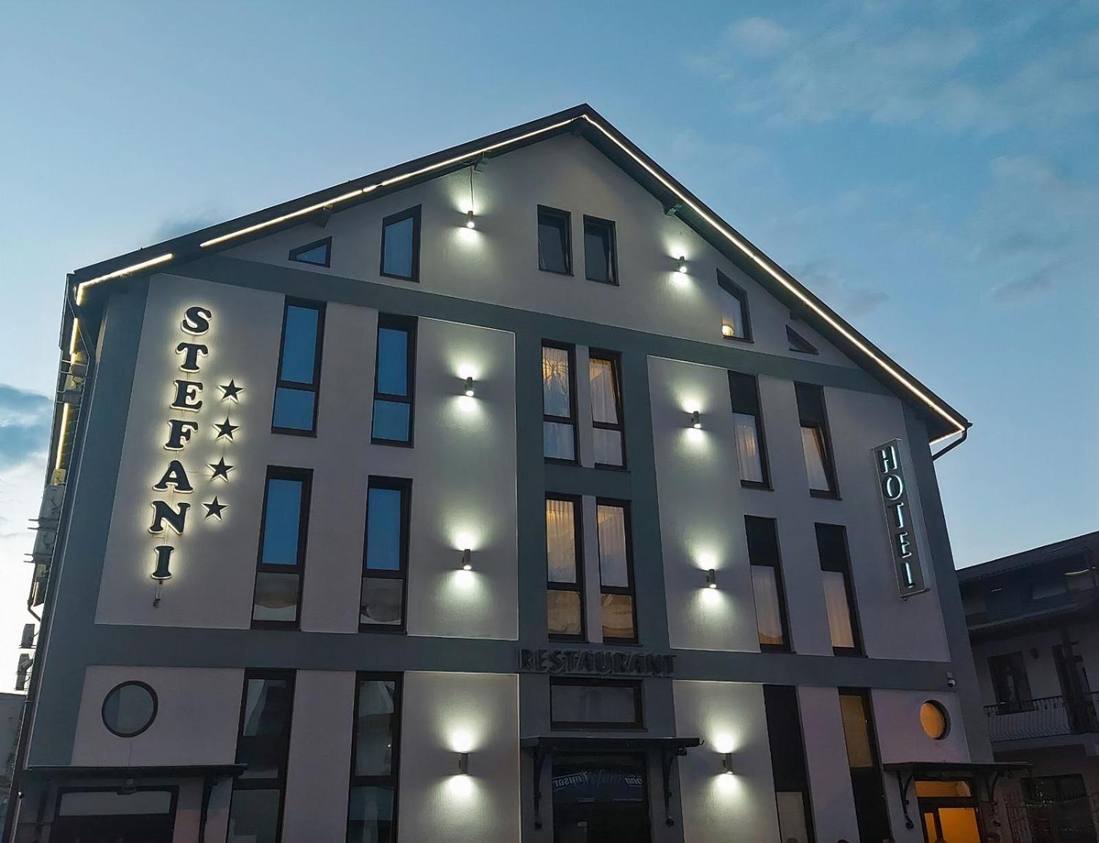 Hotel Stefani シビウ エクステリア 写真