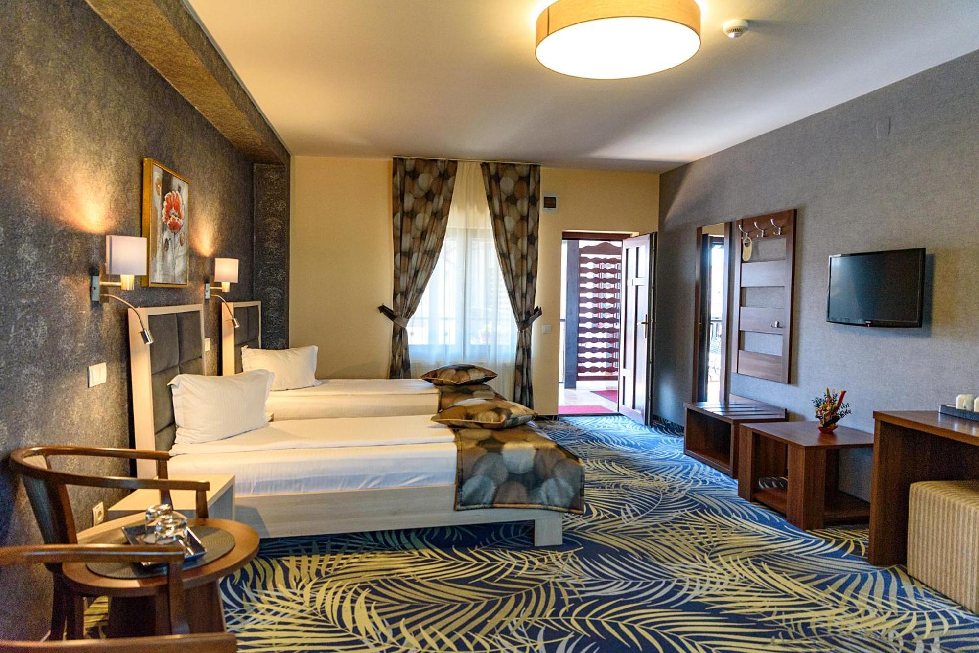 Hotel Stefani シビウ エクステリア 写真