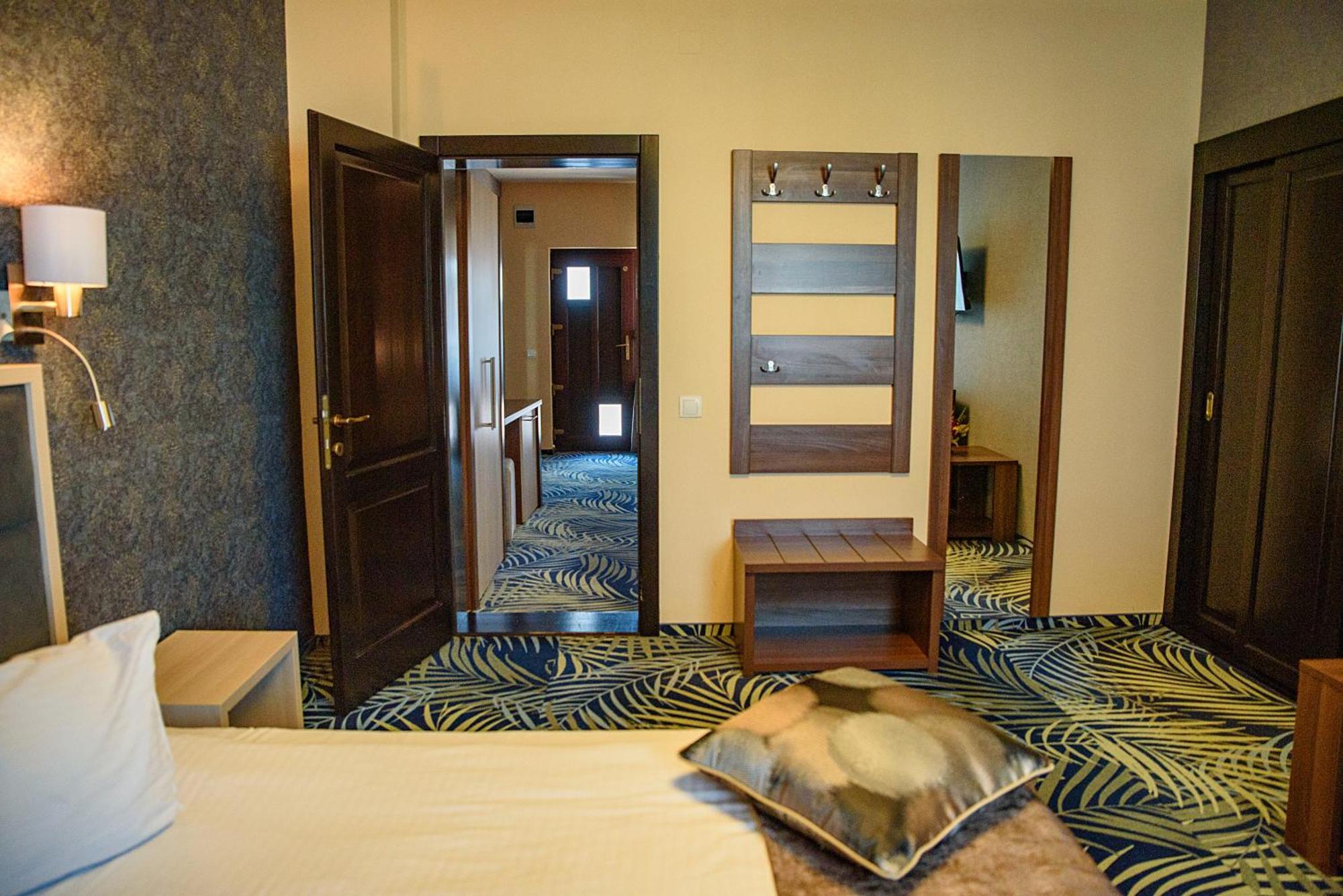 Hotel Stefani シビウ エクステリア 写真