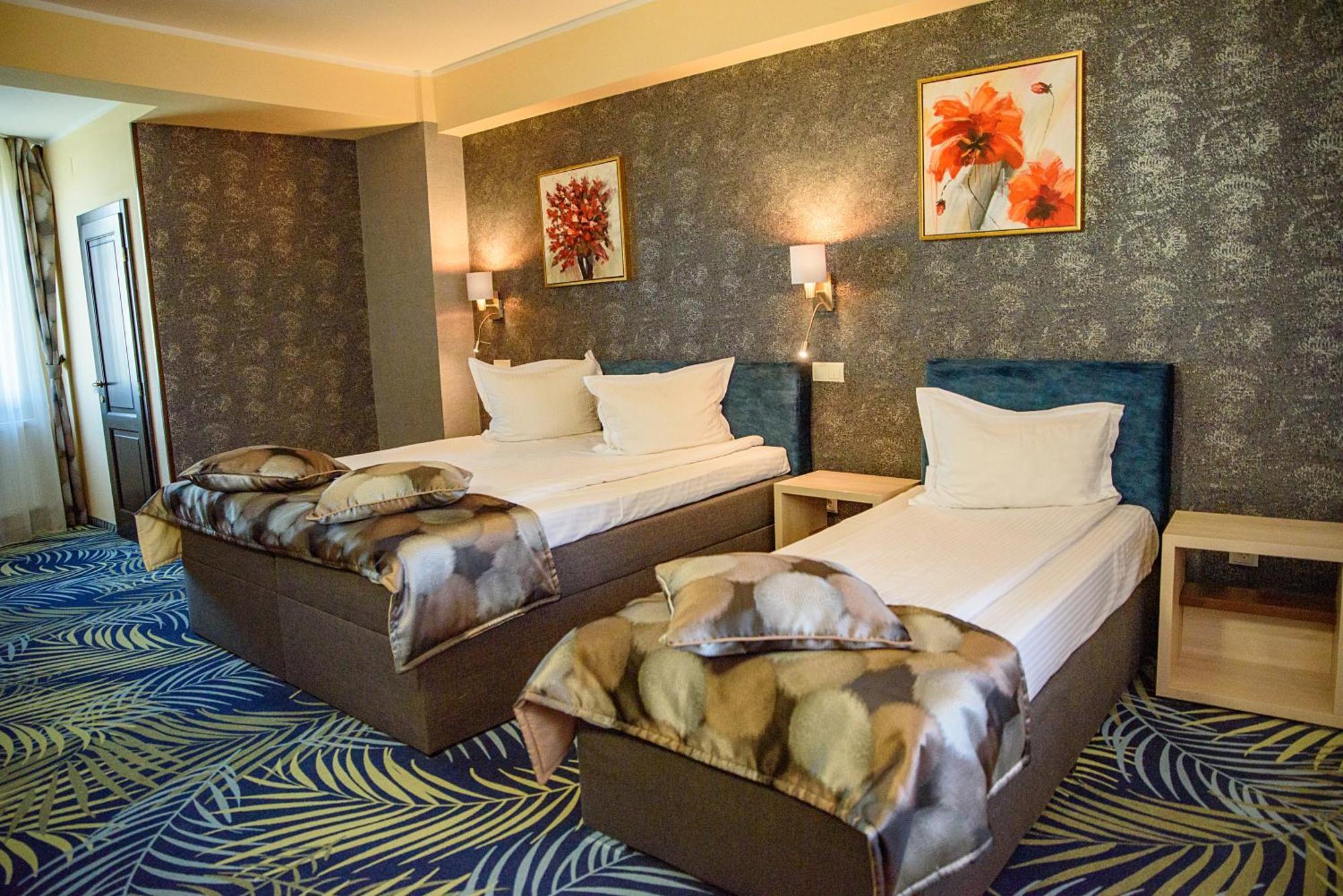Hotel Stefani シビウ エクステリア 写真