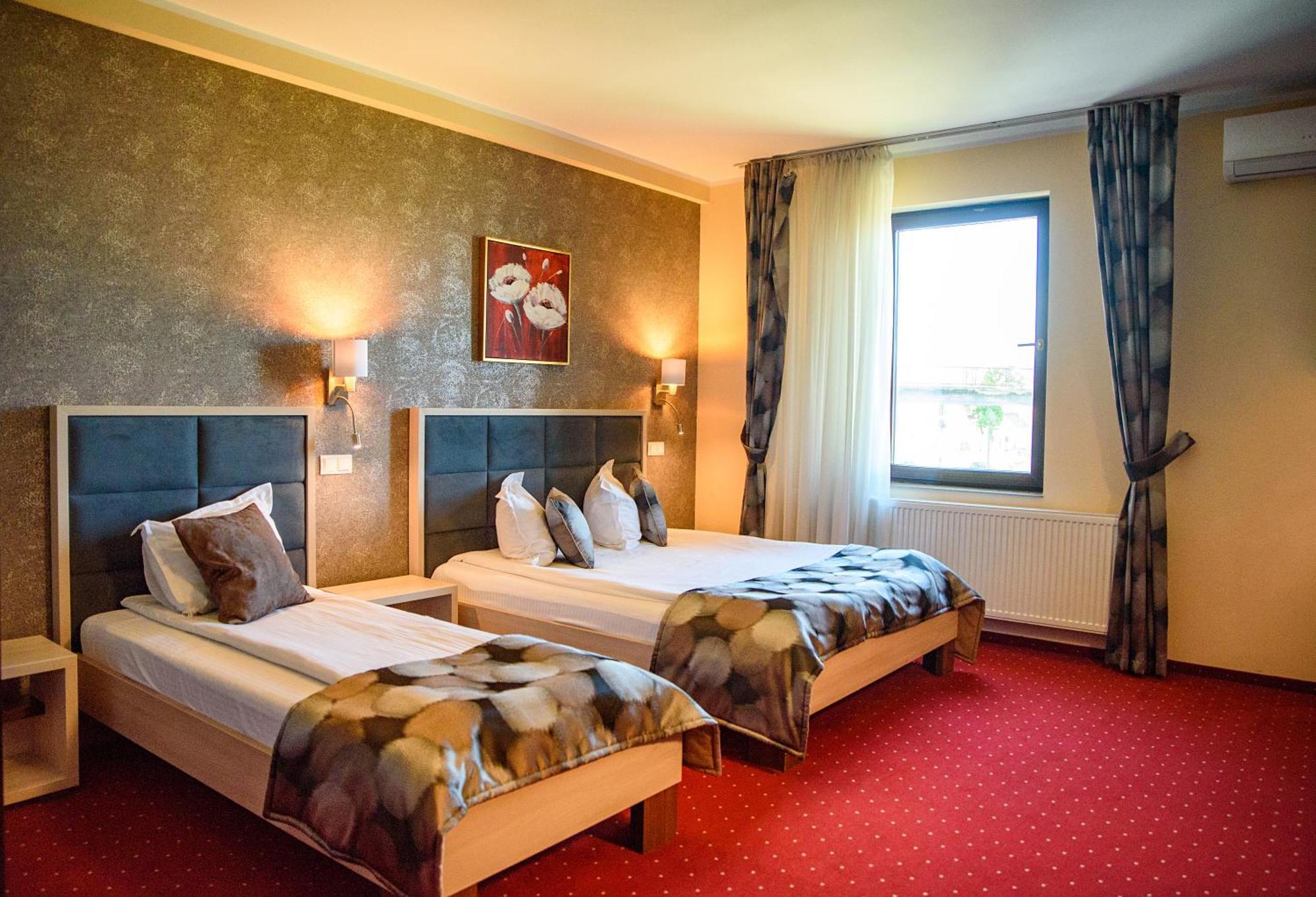 Hotel Stefani シビウ エクステリア 写真