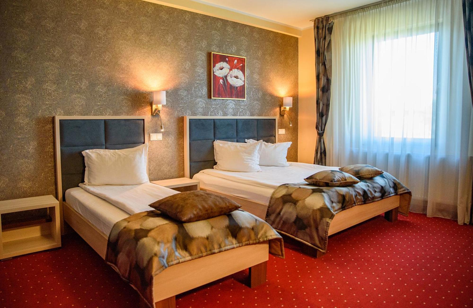 Hotel Stefani シビウ エクステリア 写真