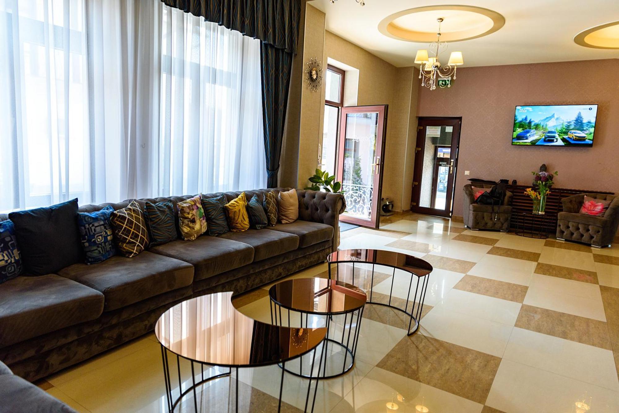 Hotel Stefani シビウ エクステリア 写真