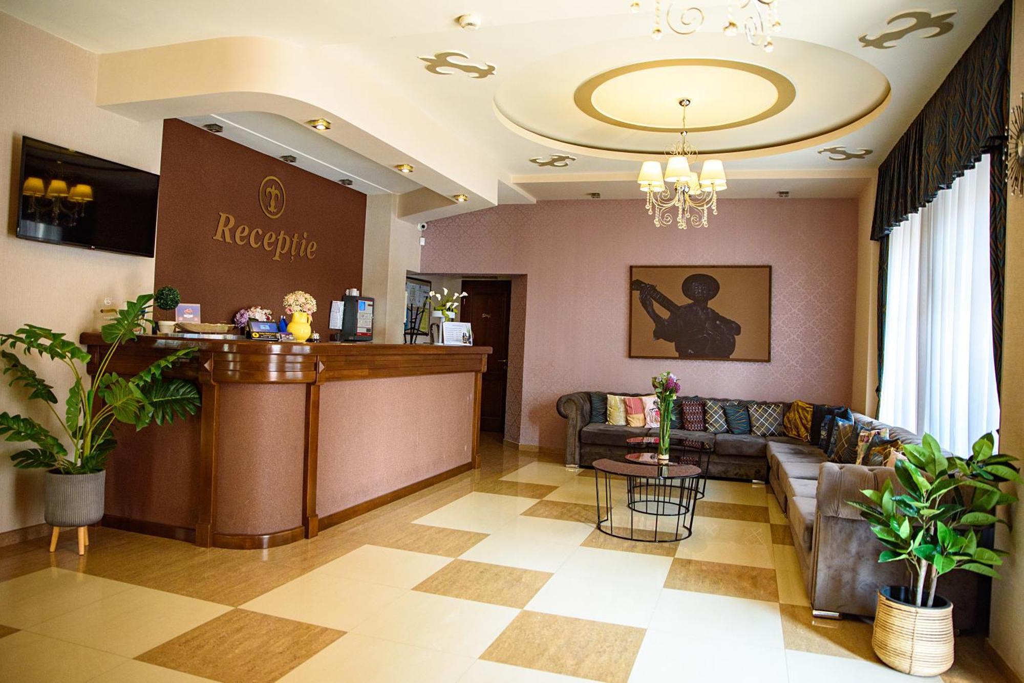 Hotel Stefani シビウ エクステリア 写真
