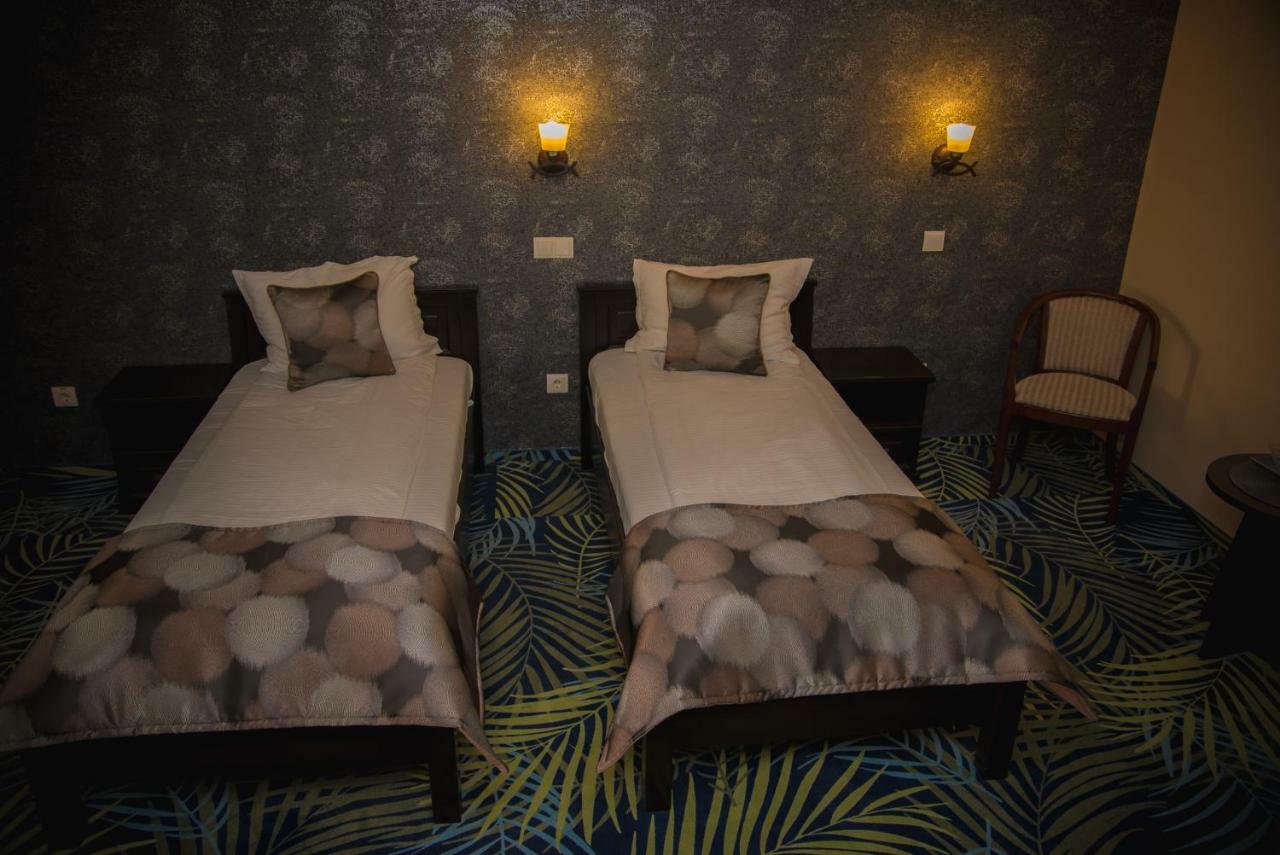 Hotel Stefani シビウ エクステリア 写真